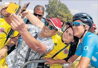  ?? MANUEL BRUQUE / EFE ?? Carrera. El ecuatorian­o Richard Carapaz compite por segunda ocasión en la Vuelta a España, una de las grandes del ciclismo.