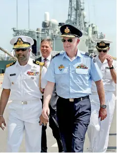 ??  ?? Sri Lankan Navy Director of Naval Operations Commodore Sanjeewa Dias with Commander Joint Task Force 661, Air Commodore Richard Owen, during Indo Pacific Endeavour 2019