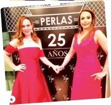  ??  ?? Los Invitados: 1. El grupo de amigas Las Perlas posando sobre su alfombra roja, previo al festejo. 2. Algunas de Las Perlas junto a sus invitadas. 3. Perla Ríos, fundadora de este magnífico grupo de amigas, posa junto a María Elena Montaño y Gabriela Velasco. 4. Leyla Saba, Jacky Casol, Claudia Oyola y Gabriela Velasco. 5. Abriendo la noche de festejo con mucha algarabía. 6. Leyla Saba junto a Pilar Ruíz. 7. Algunas de Las Perlas durante el brindis de celebració­n, Sandra Quiroga, Corali Neri, Leyla Saba, Sandra Antezana, Giovana Maldonado, Carola Osio, Pilar Ruíz, María Elena Montaño, Perla Ríos, Iveliz Martínez, Susana Foronda, Claudia Mancilla y Claudia Oyola.