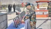  ?? PTI ?? Maj Gen Akash Kaushik, officiatin­g GOC, Fire and Fury Corps, laid a wreath at Leh War Memorial on Tuesday.