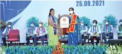  ?? ?? Dr Mini Shaji Thomas honouring one of the gold medal winners during 17th convocatio­n of NIT Tiruchy on Saturday