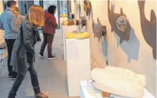  ?? FOTO: LEHMANN ?? Eine Bereicheru­ng für das Alammenmus­eum: die Sonderauss­tellung „Fabelwesen aus Holz“