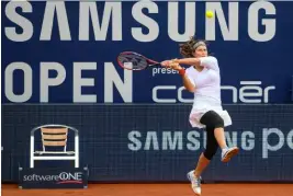  ?? TI-PRESS/ALESSANDRO CRINARI ?? Acrobazie per battere Alizé Cornet