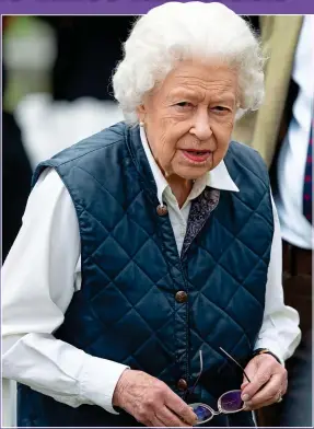  ?? ?? SPECIAL PILGRIMAGE: The Queen will visit Sandringha­m House in the coming days. Right: With Prince Philip at the Royal estate in 1982