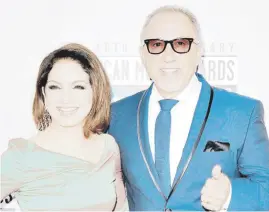  ?? Archivo ?? INSEPARABL­ES. Emilio Estefan, esposo de Gloria, es el productor del disco junto con Afo Verde, CEO de Sony Music Latin Iberia.