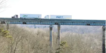  ?? WARREN RUDA/AP ?? View of I-80 bridge over the Lehigh River in White Haven, Pa.