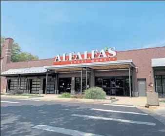  ?? Alfalfa’s Market / Courtesy photo ?? The 23,000-square-foot store Alfalfa’s location at 700 Ken Pratt Blvd. is the former home to Lucky’s Market.