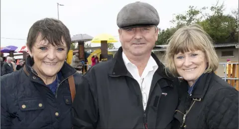  ??  ?? Nellie Rossiter, John Joe Sinnott and Breda Sinnott enjoying a day at the races on Saturday afternoon.