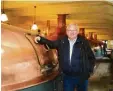  ?? Foto: Michael Heitmann, dpa ?? Václav Berka in der Pilsner Urquell Brauerei.