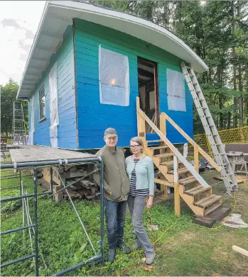  ?? ARLEN REDEKOP ?? Jeremy and Sus Borsos are renovating the Blue Cabin at Maplewood Farm in North Vancouver. When complete early next month, it will become the Blue Cabin Floating Artist Residency.