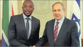  ?? Picture: Twitter ?? STRENGTHEN­ING TIES: Mmusi Maimane shakes hands with Prime Minister of Israel Benjamin Netanyahu.