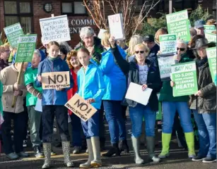  ?? ?? A protest against the Heathlands garden village in Lenham