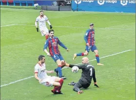  ?? FOTO: GETTY ?? Jordán anotó el 0-2
El ex del Eibar remató un centro de Aleix Vidal desde la derecha