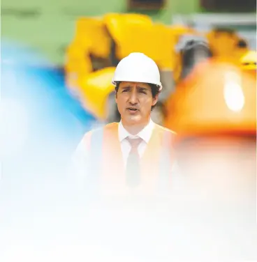  ?? NICK IWANYSHYN / REUTERS ?? The oil industry is concerned Justin Trudeau, here announcing affordable housing in Hamilton, Ont., Tuesday, will campaign hard on the need to rapidly reduce emissions.