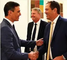  ?? ?? El presidente del Gobierno, Pedro Sánchez, ayer, con el presidente y consejero delegado de Cisco, Chuck Robbins.