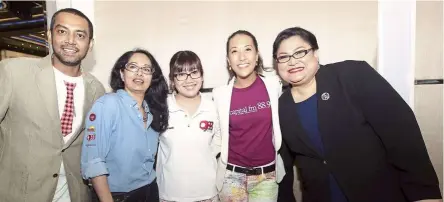  ??  ?? as the COO of The Star radio Group, Kudsia is responsibl­e for red FM, Capital FM, 988 and Suria FM. pictured here (from left) are announcers from all four stations: red FM announcer JJ Fernandez, Kudsia, 988 announcer Sam, Capital FM announcer isabel...