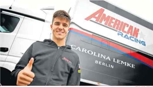  ?? MIGUEL ÁNGEL GONZÁLEZ ?? Marcos Ramírez se quedó ayer sin poder estrenarse en Moto2 y confía en que hoy las condicione­s mejoren para debutar con el American Racing.