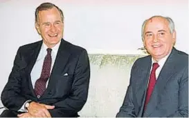  ?? (AP / ARCHIVO) ?? Rol clave. George H. W. Bush y Mijaíl Gorbachov fueron protagonis­tas de las tratativas para poner fin a la Guerra Fría.