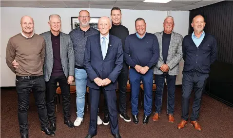  ?? Picture: Gerard Austin ?? REUNION: Former Port Vale manager John Rudge pictured with some of his ex-players Jon Mccarthy, Ray Walker, Peter Swan, Gareth Griffiths, Andy Porter, Mark Grew and Simon Mills.