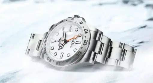  ??  ?? The new-generation Oyster Perpetual Explorer II in Oysterstee­l