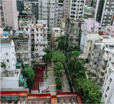  ?? Photo: Yik Yeung-man ?? The Urban Renewal Authority’s project to redevelop buildings and a park in Sai Ying Pun will displace some 100 households.