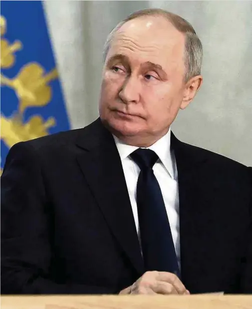  ?? Foto: AFP ?? Russlands Präsident Wladimir Putin versucht mit der Beschuldig­ung der Ukraine von seiner eigenen Verantwort­ung am Terroransc­hlag abzulenken.