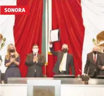  ?? CORTESÍA: GOBIERNO DEL ESTADO DE SONORA ?? Alfonso Durazo rindió protesta como nuevo gobernador de Sonora durante la madrugada de ayer