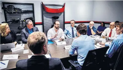  ?? ALEX TÉTREAULT PRIME MINISTER’S OFFICE ?? Prime Minister Justin Trudeau meets with the Auto Parts' Manufactur­ers' Associatio­n Board, including Flavio Volpe, in January.