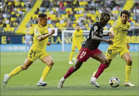  ?? FOTO: GETTY ?? Nico Williams no acertó a culminar una gran contra en el primer tiempo con 0-0 en el marcador