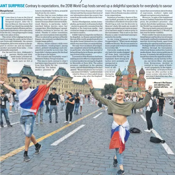  ?? AFP ?? ▪ Moscow’s Red Square and adjoining areas teemed with fans.