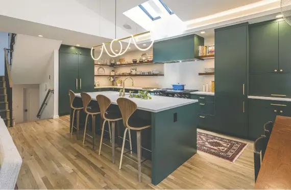  ?? PHOTOS: NATIONAL KITCHEN ?? Richer colours like greens and coastal blues are trending in both kitchen and bath design.