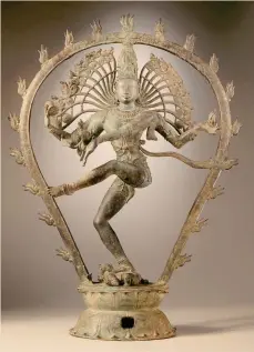  ??  ?? Armonia e bellezza.
Shiva come signore della danza (Nataraja), Periodo Chola