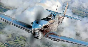  ??  ?? Matt Jones and Steve Brooks plan to fly their SIlver Spitfire round the world next year.