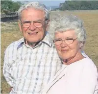  ??  ?? ●● Arnold Ashworth with his late wife Joyce