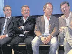  ??  ?? Los presidenci­ales Randazzo, Urribarri y Scioli, junto al gobernador Urtubey