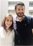  ??  ?? Mesale Tolu mit ihrem Mann Suat Corlu im April 2018 im Istanbuler Gericht.