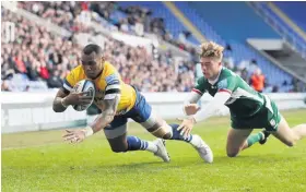  ?? Picture: David Davies/PA ?? Bath’s Semesa Rokoduguni scores a try against London Irish in a Gallagher Premiershi­p game last December