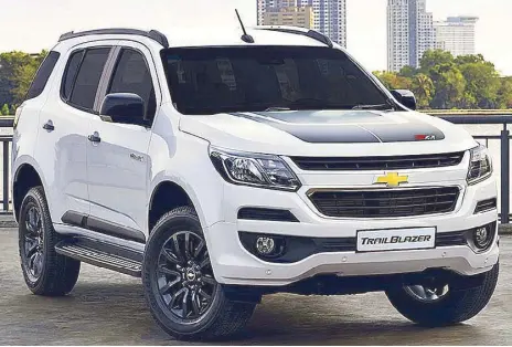  ??  ?? Tough and cool from any angle: The Chevrolet Trailblaze­r