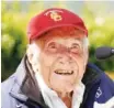  ?? AP FILE PHOTO/NICK UT ?? Louis Zamperini at a 2014 news conference.