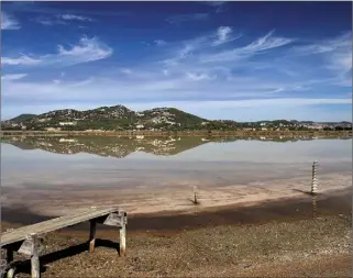  ?? (Photo Valérie Le Parc) ?? Pour la valorisati­on du Salin des Pesquiers, à Hyères, TPM découpe l’opération en 5 grands chantiers pour attirer les mécènes.