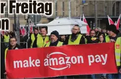  ?? ?? Amazon soll zahlen - und zwar deutlich mehr als aktuell: An dem Streik in Leipzig nahmen rund 270 Beschäftig­te teil.