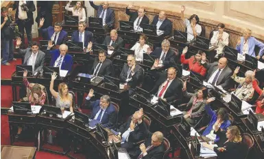  ?? ?? Al menos nueve senadore de Unión por la Patria deberían acompañar a la mayoría que teja LLA