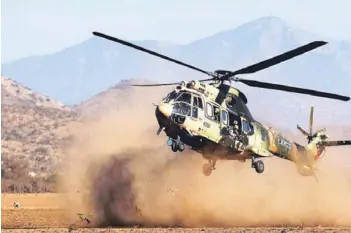  ??  ?? ► Los helicópter­os del proyecto Rotor del Ejército.