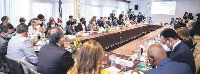  ?? ?? El Consejo Económico y Social fue convocado por el presidente Luis Abinader en octubre de 2021, para debatir 12 reformas, pero no se lograron avances significat­ivos.