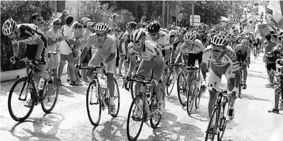  ?? Foto: Ángel García ?? Bereits im vergangene­n Jahr gab die Vuelta ein Gastspiel an der Costa Blanca – hier in Benitachel­l.