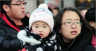  ?? ?? Çin, nüfus azalışını durdurmak için tek çocuk politikası­nı bile revize etti, ancak istenen ivme henüz yakalanama­dı.