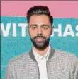  ?? Charley Gallay / Getty Images ?? Hasan Minhaj performed at Capital Repertory Theatre in Albany to a compliantl­y masked audience.