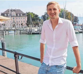  ?? FOTO: YVONNE ROITHER ?? Lindau ist sein „Ruhepol“: SPD-Kandidat Michael Maffenbeie­r.