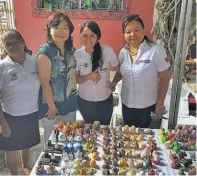  ??  ?? Impulso. En el marco del festival del barro se lanzó la tienda móvil Un pueblo, un producto, una iniciativa de la cooperació­n Taiwán-icdf para potenciar las ventas.