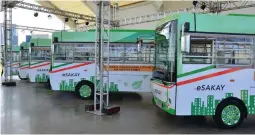  ??  ?? eSakay’s electric vehicle (EV) fleet that will soon ply one of Metro Manila’s busiest commuting routes between Makati and Mandaluyon­g, was introduced at a launchcere­mony at the Circuit Events Grounds in Makati City last January 18, 2019.